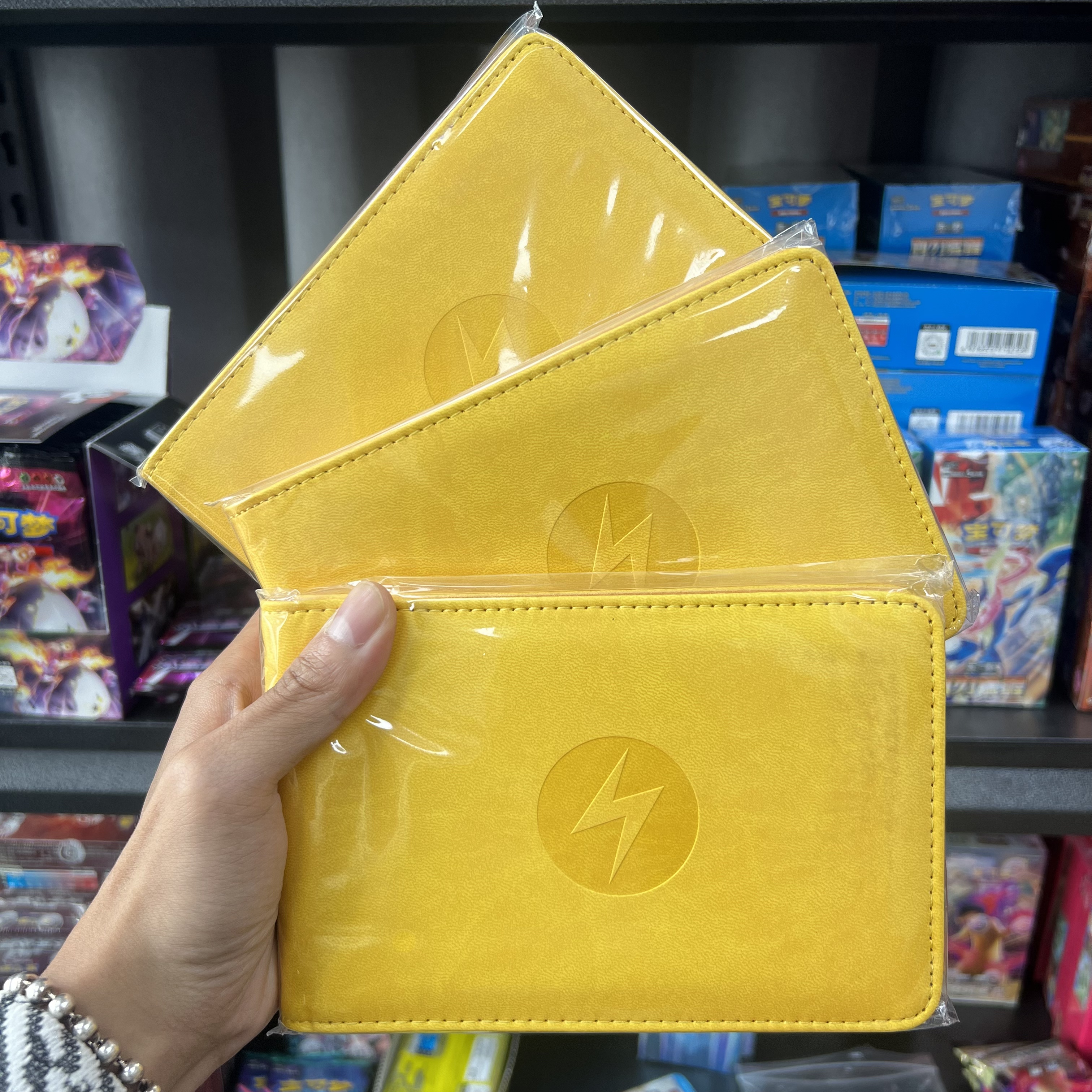 New in Stock Anime Ptcg Huiyao - Renewable Energy Books 评论和价格